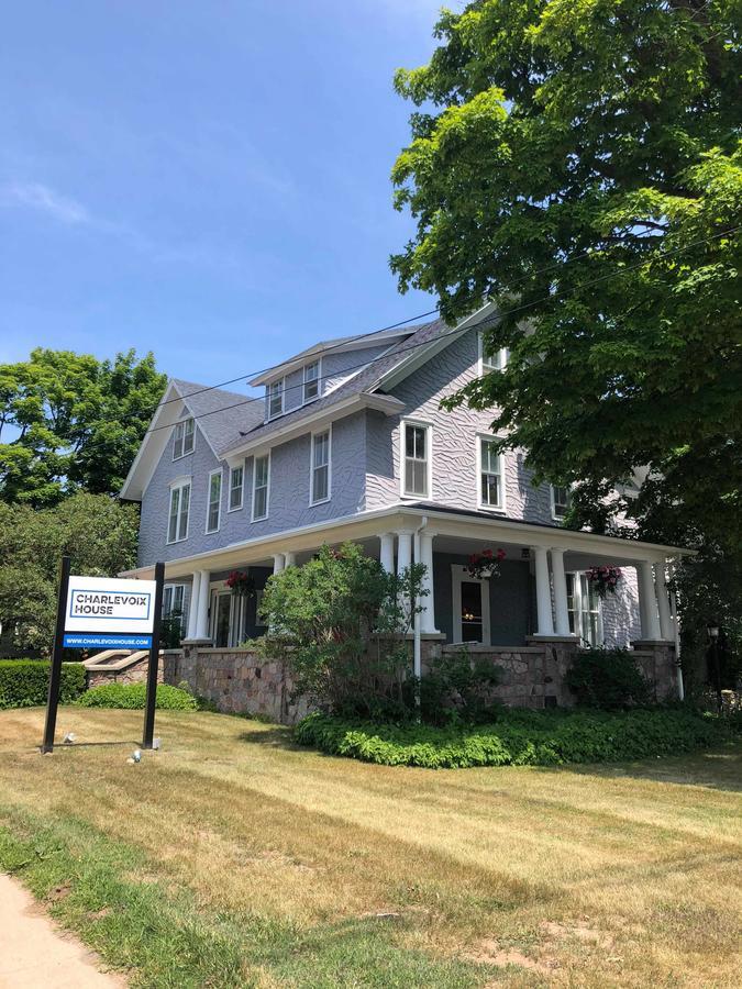 Bed and Breakfast Charlevoix House Exterior foto