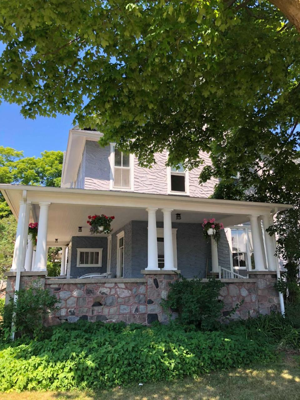 Bed and Breakfast Charlevoix House Exterior foto
